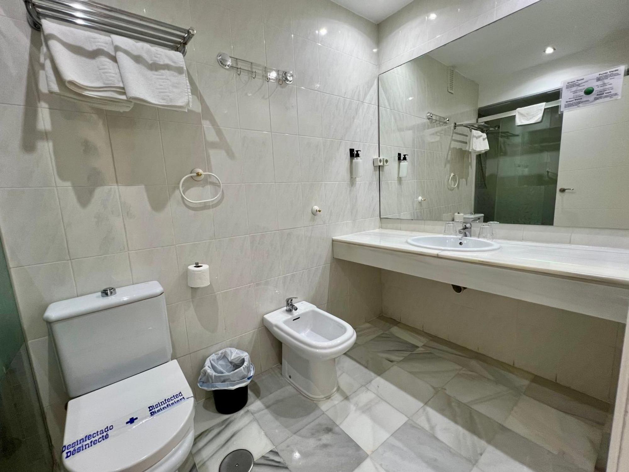 Apartamentos Turisticos Imar カディス エクステリア 写真