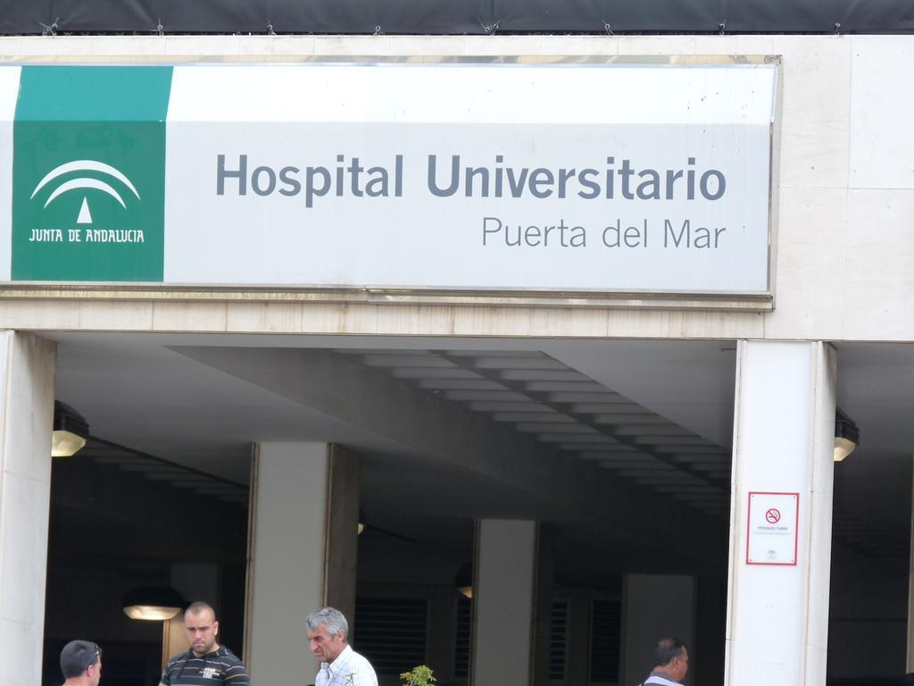 Apartamentos Turisticos Imar カディス エクステリア 写真