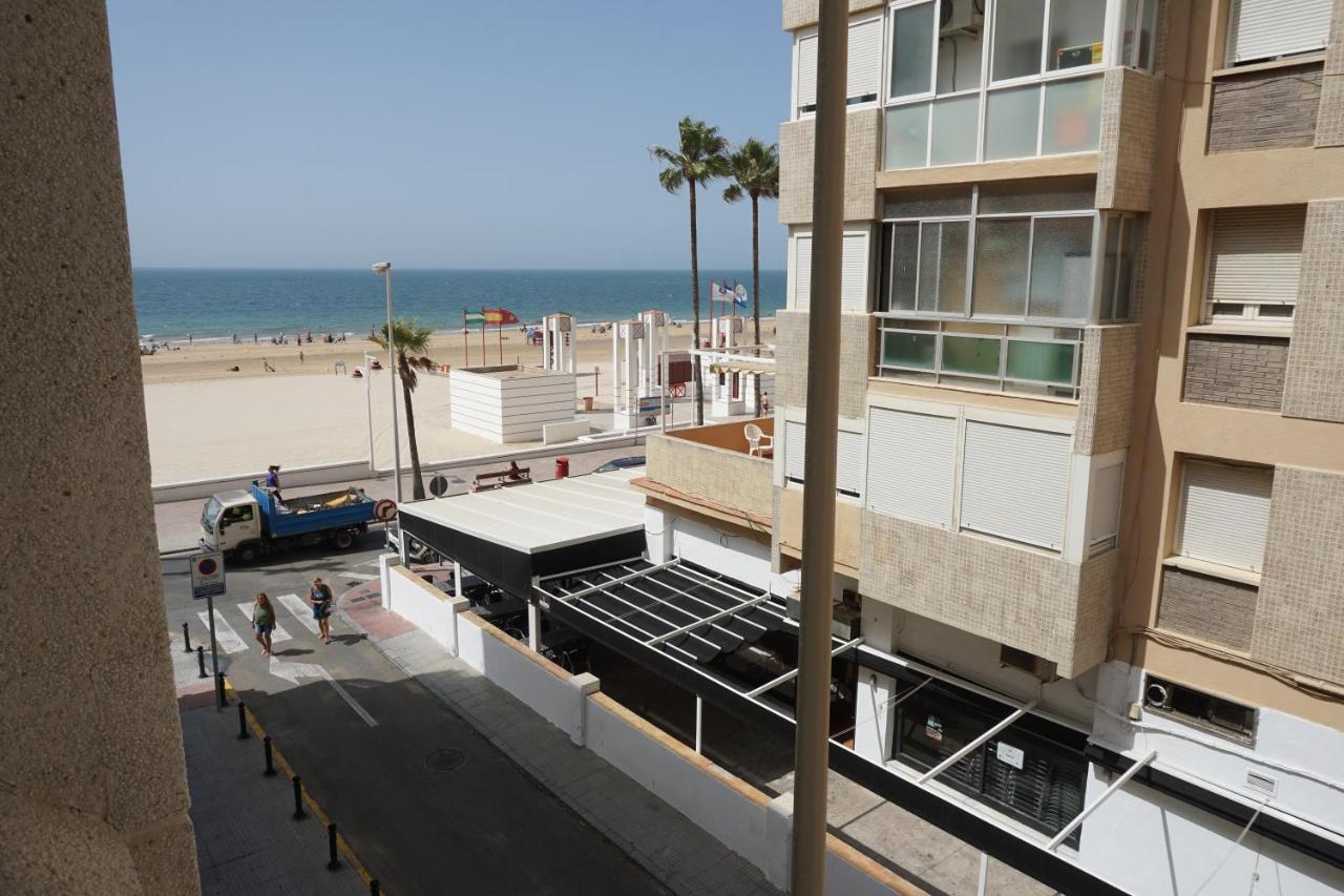 Apartamentos Turisticos Imar カディス エクステリア 写真